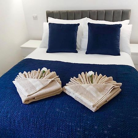 Fidelity Stays Beach Themed Apartment Brighton Екстериор снимка
