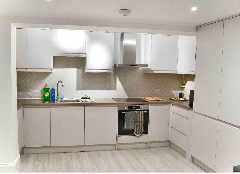Fidelity Stays Beach Themed Apartment Brighton Екстериор снимка