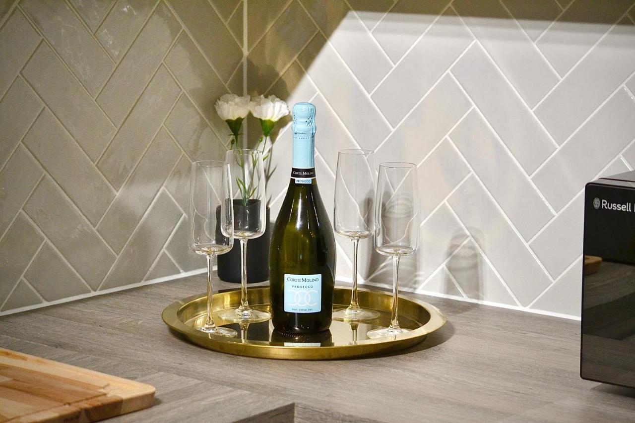 Fidelity Stays Beach Themed Apartment Brighton Екстериор снимка